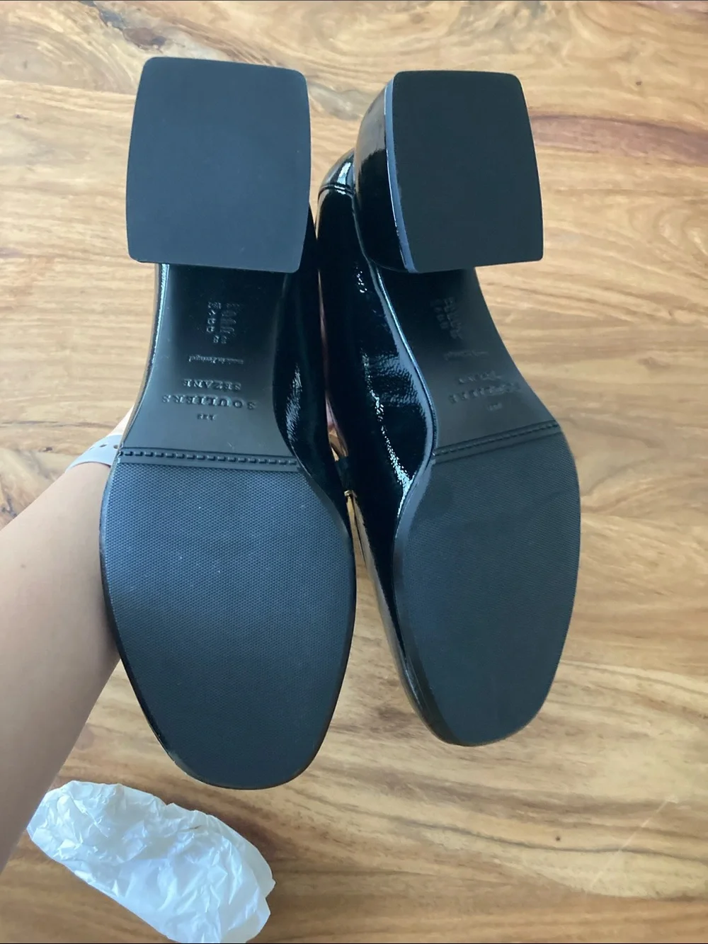 Sezane polished patent